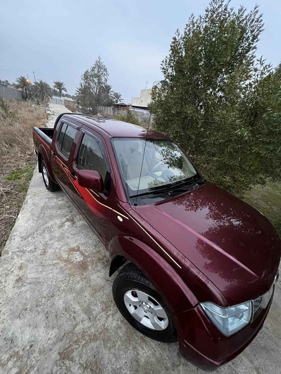 السلام عليكم نيسان نيڤارا2012
رقم أربيل الدولي محرك كاز اقتصادي كير عادي فور ويل 
سيارة جاهزة صدره جديد داخل بيجي السعر 120وبيه مجال بسيط العنوان بغداد الدوره ***********
