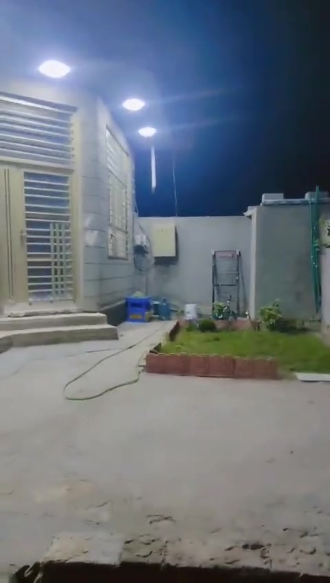 السلام عليكم بيت للبيع ب أبو غرق بحي ابو أسد المساحه 200متر طابو زراعي سند 25 بناء حديث صارله سنه من ساكنين بي للاستفسار مراسلة الصفحه او الاتصال على هذا الرقم ***********
