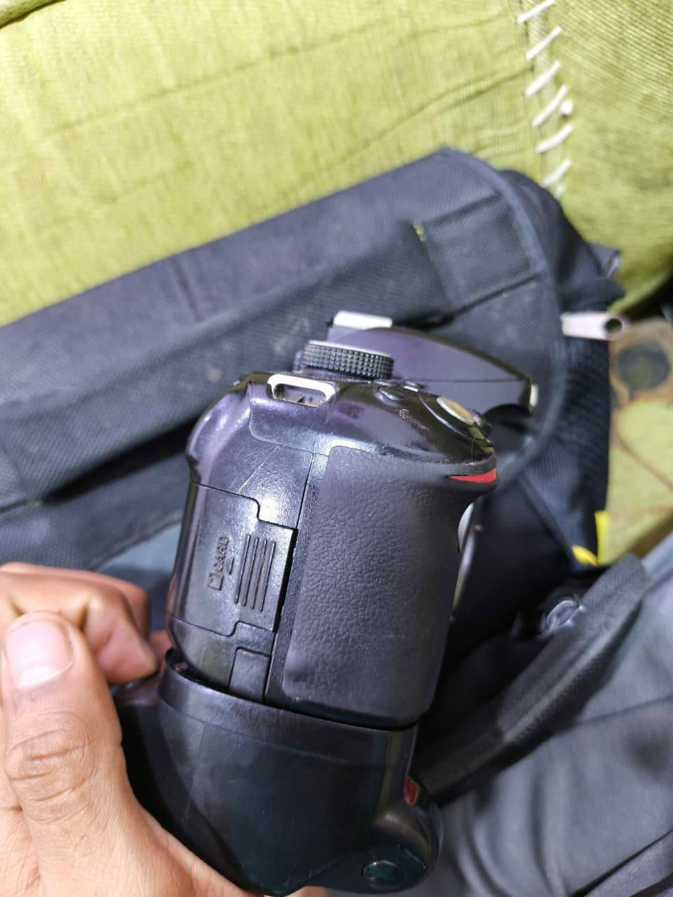 بدي نيكون D3200 مكان ذي قار قيم وخذ
‏‪0789 040 0378‬‏
