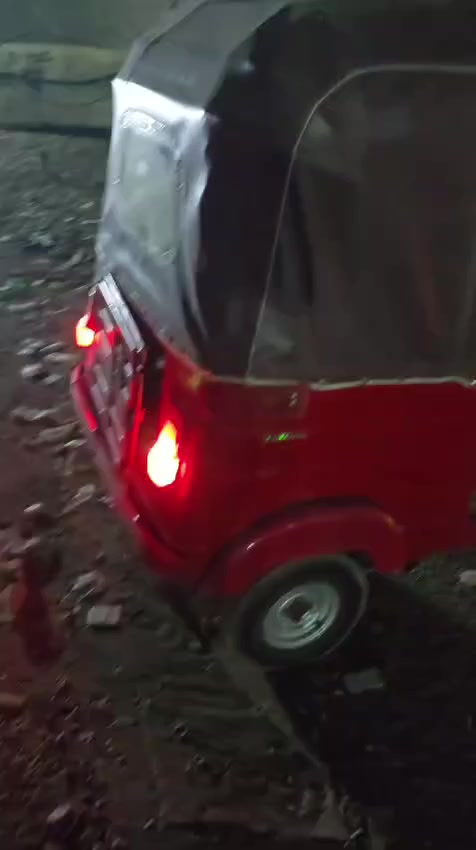 للبيع موديل 18رقم وسنويه مكينه بيها مال 20مكاني بغداد ***********
