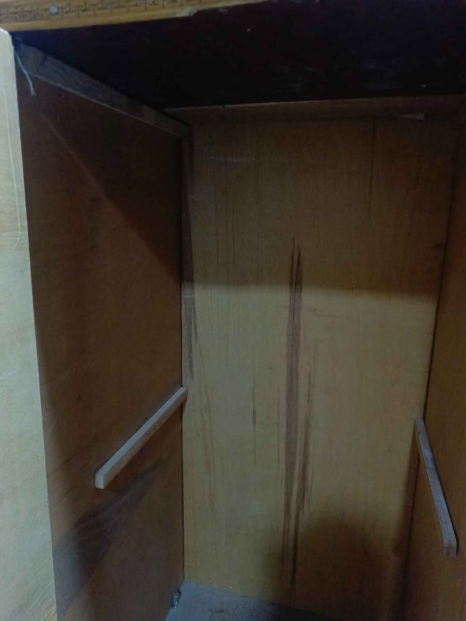 سلام عليكم كنتور للبيع صاج عراقي 3 باب ملحق نضيف جدا جدا بدون اي ضرر 160 الف كربلاء المقدسة في حي القدس مدارس صيني اي استفسار خاص كربلاء, العراق


**إذا كنت صاحب هذا الإعلان وتريد حذفه لأي سبب، رجاءا أرسل رسالة إلى الدعم الفني**