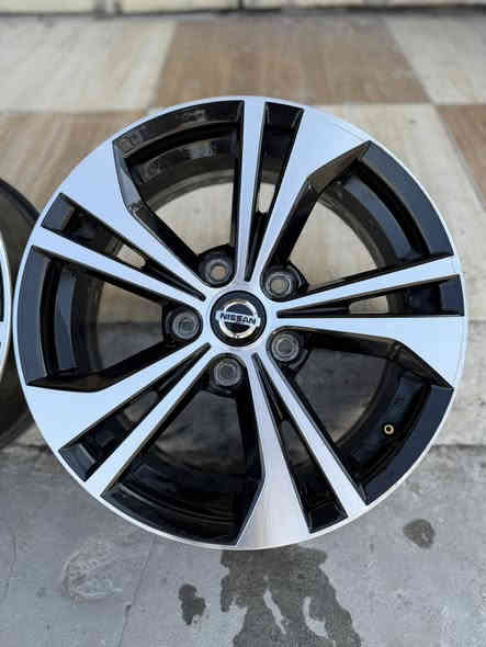 بيع او مراوس *********** بصره قرب جامع الكواز
