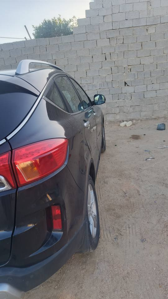 السلام عليكم من رخصة الادمن سيارة فاو موديل ١٦ سيارة فول مواصفات شنو ابالك السياره بيها امرايات شفط  تخم تاير الكير اوتو ٦سرع تايرها ١٧ محركها ٢٠٠٠  السياره شماليه تريد تحويل تريد وكالة تريد تحويل تدفع فلوسه تريد وكالة تدفع فلوسه بيع او مراوس للاستفسار الاتصال على الرقم يتوفر واتساب *********** السعر 75 كربلاء, العراق
