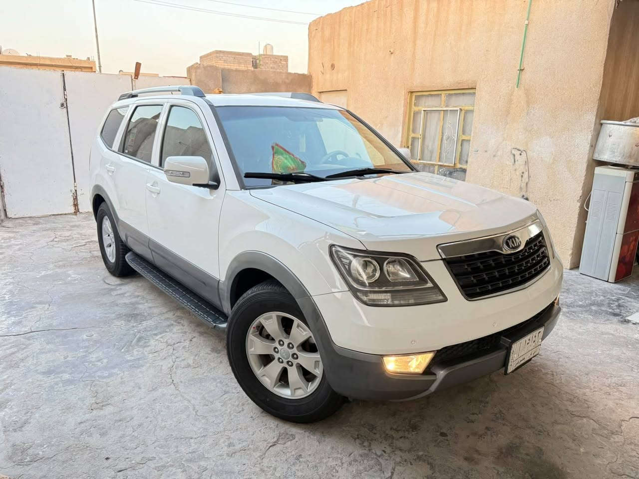سلام عليكم كيا مهافي  خليجي فول مواصفات ما عده فتحه كشنات جلد تبريد ثلج تلث قطع مكينه 6 فور ويل   مديل 2016 مكفوله سياره بيه ملاحضات بصيطه كلش سنويه مجدده 2028 سعر 170 ستفسار على رقم *********** عنوان بصره مكلف بل نشر
