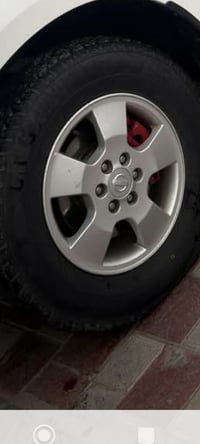 تايرات نيفاره • ٦ تايرات • زوج تايرات نضاف