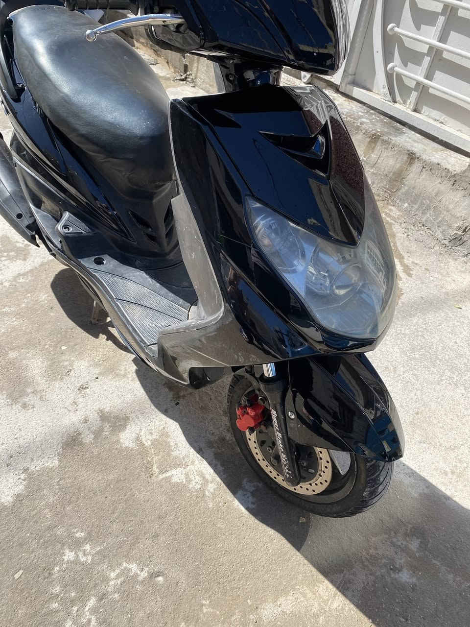 سكنس فحل ياباني نوزل خطين
الدراجة كامله نكره سلف بكل وقت 
المحرك نظيف لا تبخير ولا تنقيص 
عارضها ب٦٠٠ الف المكان العطيفية قرب جامع براثا
***********
