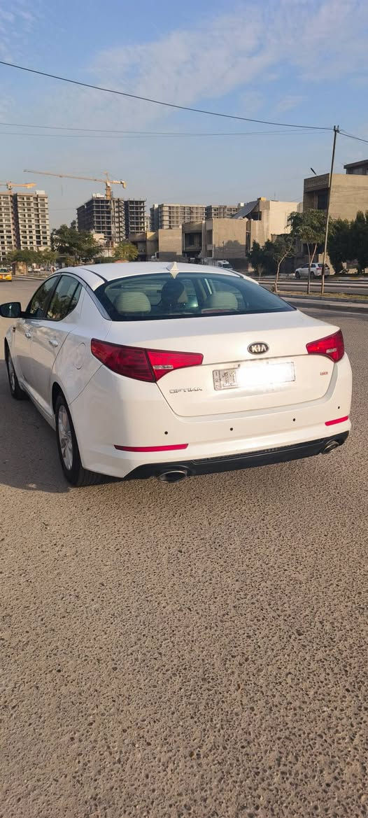 سلام عليكم اوبتما 2013 امريكي🔹
رقم بغداد دولي بأسمي 
سنوية جديدة هزة جديدة
 كير ومكينة مكفولات 2400
حادث باب السايق مبدل بلادي شركة نفس لون / بيهة صبغ بالعراق جاملغ وباب خلفي وباردين خفيفات 🔺بدون ايرباك مكفولة💯
ماشية 77 ألف قابل للزيادة 
زوج تاير جديد وصدر موبس اصلي جديد زيرو 
تبريد ثلج كلة جديد مبدل اصلي❄️ مكاني حي جهاد قرب مجمع السلام السكني صور الحادث مرفقة بالمنشور  
مواصفات 
🔹بريك ABS
🔹تحكم ستيرن 
🔹اشاير بالمري
🔹جكمجة ثلاجة
🔹حساسات خلفية
🔹حاكية بلوتوث
🔹هيتر بالمري
🔹شاشة اعطال
🔹كروز سرعة
السيارة على ايدي اني مستوردها بأسمي
 گير ومكينة وكهربائيات مكفولة💯 استخدام بيت مال جناي
السعر 108
استفسار
***********
#اوبتما #اوبتمه #اوبتيما
