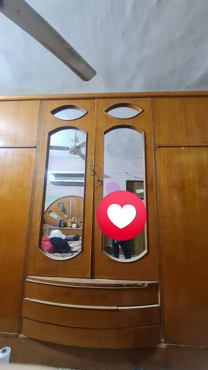 سلام عليكم جميعا  غرفه لبيع كنتور معا ايطار جربايه  ما وياها جربايه مكاني البصره القبله *********** متواجد عفى واتساب
