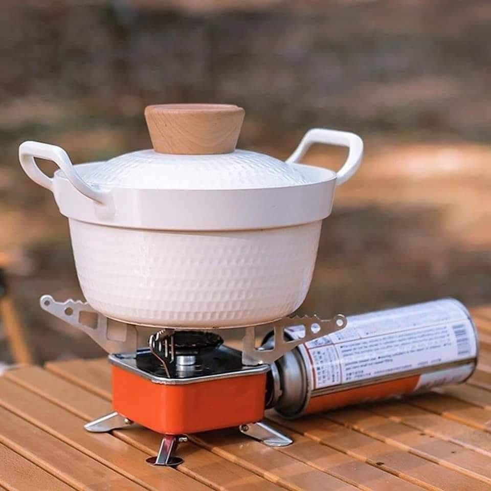 طباخ غاز سفري محمول
يفيد للسفرات او التخيم
السعر 5 الف 
سعر قنينة الغاز الفين دينار
#والتوصيل 5 الف
الحجز واتساب ***********
