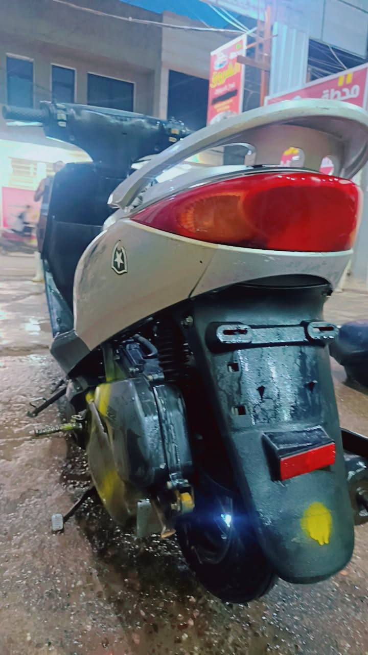 السلام عليكم دراجه بريز مال رمبه جديده مكفوله
رقم واحد الاشاير و الكفرات و البك لايت ختم واحد
باتري جديد تاير خلفي جديد 
العنوان بغداد الاعظمية
السعر 700 وبيه مجال 
***********
