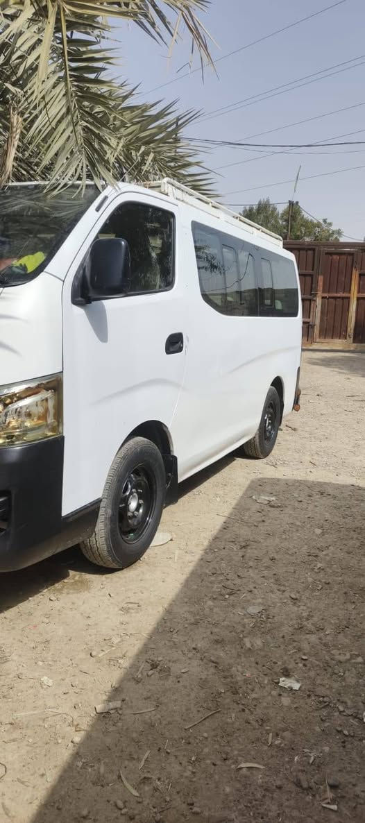 للبيع نيسان يورفان ٢٠١٤ رقم بغداد مكفوله كفاله عامه عدا المشر عليه كير مكينه اكسل دوشمه اتصل ***********
