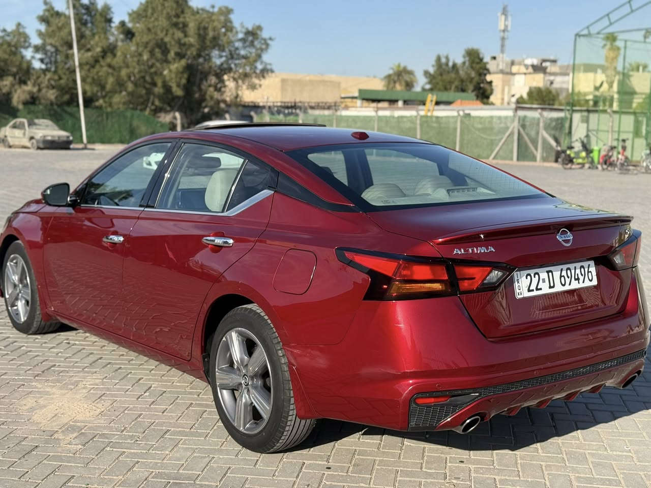 سلام عليكم
نيسان التيما 2019 SV 
وارد امريكي بدون قطرة صبغ فقط بارد 3 مكانات بدون حادث بدون ايرباك كله سليم 
مواصفات 
شاشة 
كامرة
رادارات امامي او خلفي 
نقطة عمياء 
سياقه ذاتيه 
تدفئه كشنات 
سلايد روف 
كشنات كهرباء 
ستيرين هيتر 
تحكم ستيرين 
محرك 2500 4 سلندر 
ماشية 70 الف 
رقم اربيل بسمي هزة جديدة رقم جديد بدون نقوصات تخم تاير جديد 
يرهم مراوس 
السعر 14800 وبيها مجال بسيط  
***********
