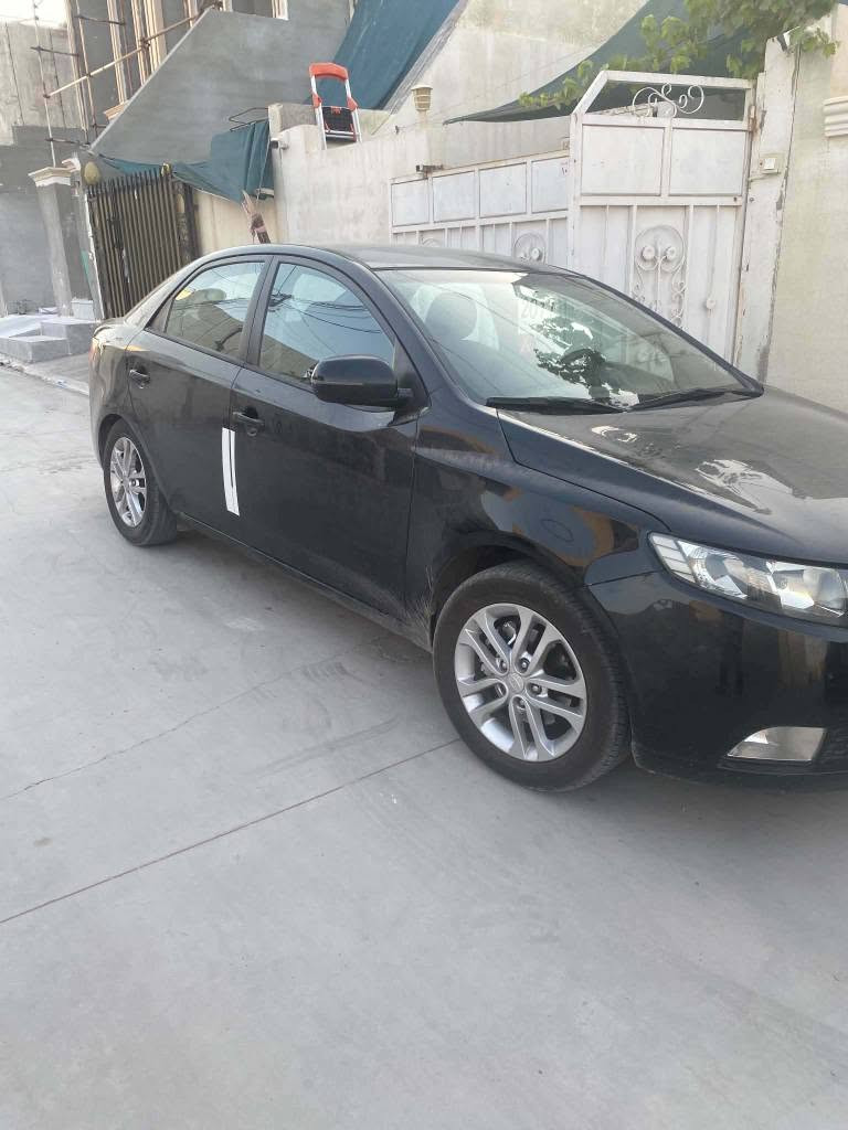 كيا سيراتو ٢٠١١ ربع بونيت صبغ مع ٣ بارد اصغير سياره حلو اي تفاصيل خابر صاحب سياره *********** سنويه لحد ٢٠٢٧ مكنه مامفتوح شرط سعرها ٨٧ كركوك, العراق
