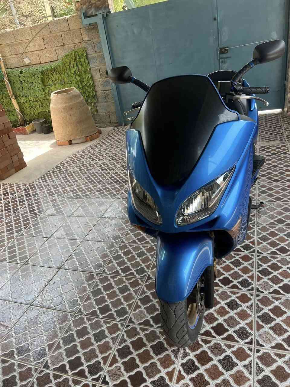 سلام عليكم فورزة 09كرستال كفالة عامة من كلشي 
دراجة رمبة مصار فترة من اخذتهة 
جديدة بمعنة كلمة لبيع سعر 12ونص وبيهة مجال 
رقمي ***********
