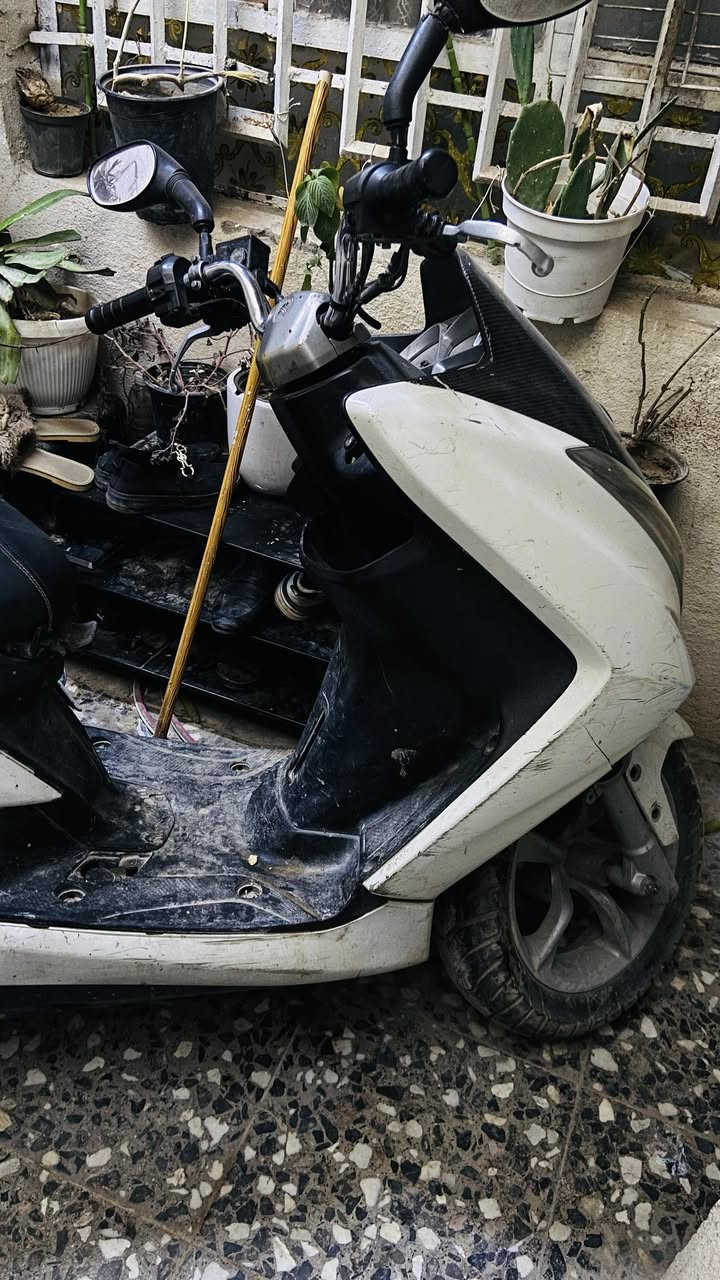 سلام عليكم دراجه ماجستا للبيع الدراجه صار بيها كازكيت بسبب الحماوة ونتركت يحتاجلها أشياء بسيطه وترجع وكالة دراجه معروفه قوتها وكلش حلوه استان كهرباء ودشبول كهرباء 
مكان الدراجه بغداد السعر مناسب جداً وماكو هيج سعر 600 وبيها مجال للتواصل : ***********
