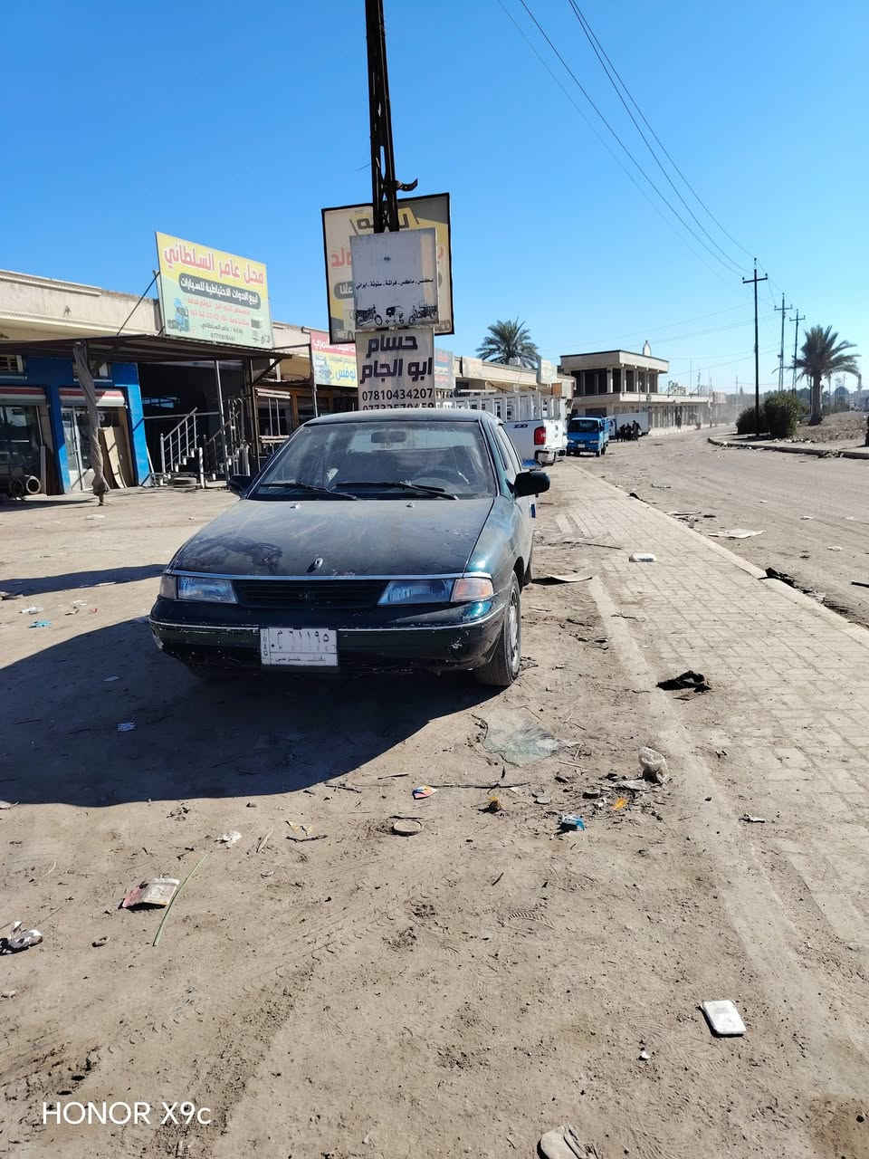 سيفيا للبيع 93 محرك مفتوح كير عادي رقم بغداد 28 وبيه مجال ***********
