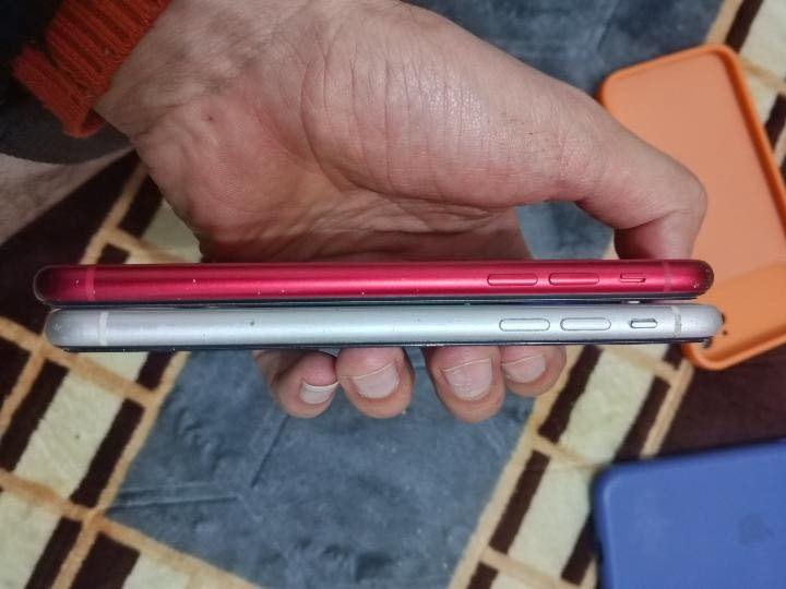 سلام عليكم شباب
11عادي ذاكره 128
بطاريه66 نضيف التلفون 
العنوان بغداد رقم الهاتف 
***********
تلفون مبدله بس بطاريه سعر 200وبي مجال
