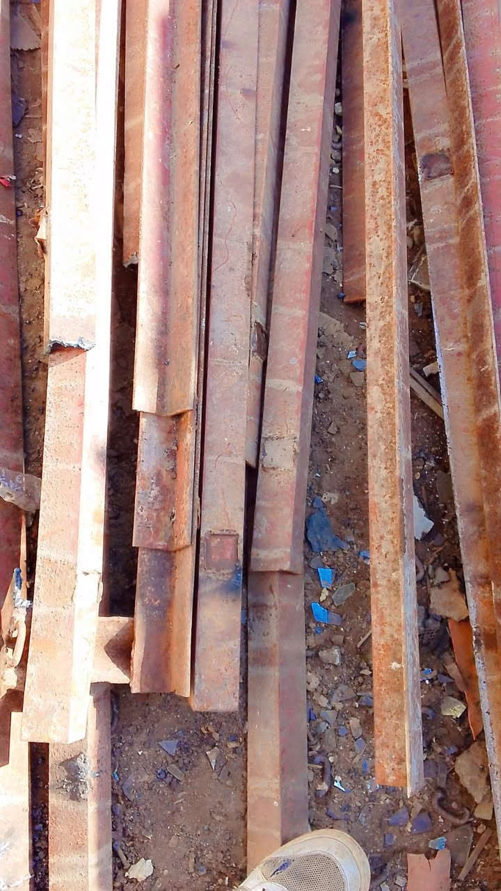 سلام عليكم زوايا للبيع الطول (5/80)و(3/80)يوجد 1000 متر الحجم إنجين خمسه ملم المكان بغداد للأستفسار ***********
