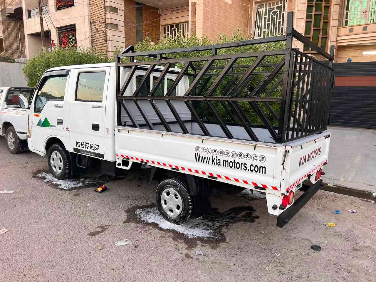 السلام عليكم للبيع كيا فونتيرا دبل قماره رقم بغداد إنكليزي سنويه جديده تحويل مباشر.   مكفوله من ضربه وكص صبغ جماليه فقط.    محرك.  مفتوح 3000. جديد.   بلادي.  تخم تاير جديد. كهربيات كله شغال محجر غلاف جددد دواخل جديده.       مديل. 97.     كير اكسن حداده كله جديد.  
مكاني بغداد.      السعر. 68. ورقه ***********.  اتصل وتدلل ❤️
