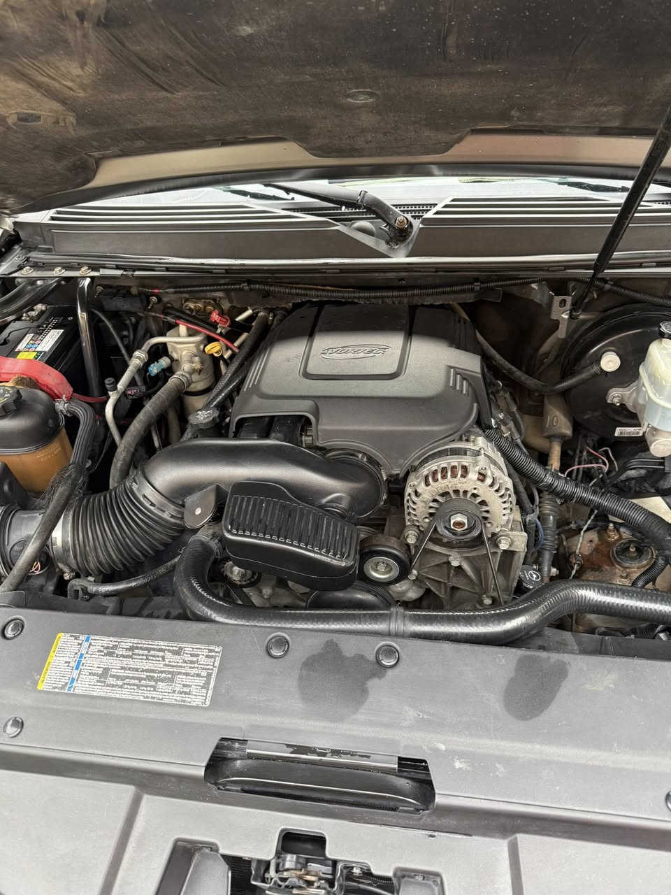 السلام عليكم   
للبيع تاهو مديل 2008  
خليجي LTZ  فول مواصفات
 مكفوله عده  بارد قليل بل جاملغ الامامي  وصوره موجوده 
  رقم اربيل سنويه وهزه جديده  تريد وكاله تريد تحول موجود 
ويل  مديل 15 مع تخم تاير 
سياره حلوه ونضيفه استخدام شخصي   
مكينه مع كير كفاله 
مكان السياره بصره قضاء الصادق 
 سعر 225 وبيه مجال ونضيف يختلف  ولسياره حته دواخله كله جيديه ومرتبه  مو متعوبه 
‭ 0771 355 3558‬ 
ملاحضه :  انه مكلف بل نشر اتصل ع رقم وتفاهم وي راعيه
