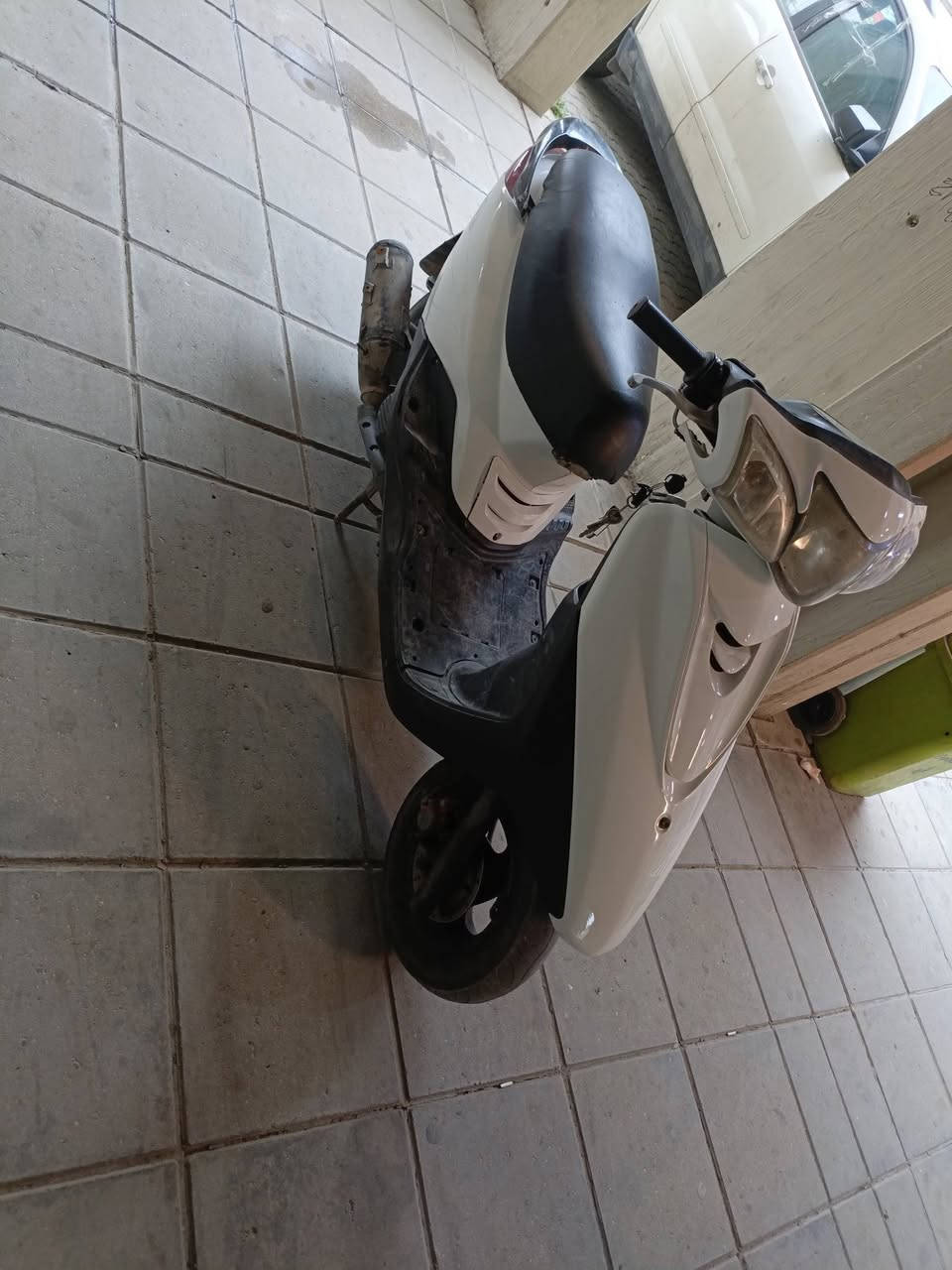 السلام عليكم اگزز بغبغاء بلاديه برغي ممفتوح بيهه محرك بلادي دراجه نظيفه مبدل كفرات تايوان للجماليه نقصلا يت واشاير المجمع مال اليت والاشاير عاطل سلف هندر عداد بانزين عداد سرعه كله شغال الدراجه صار بيهه مراوح علسلولي اعتقد لجويتر وصخ السعر 600وبيهه مجال مكان شارع حيفا ***********
