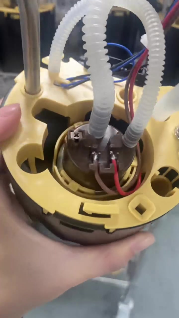 Hello . Have a nice day!
Chinese manufacturer 
Fuel pump assembly 
Contact: +8618267816910


**إذا كنت صاحب هذا الإعلان وتريد حذفه لأي سبب، رجاءا أرسل رسالة إلى الدعم الفني**