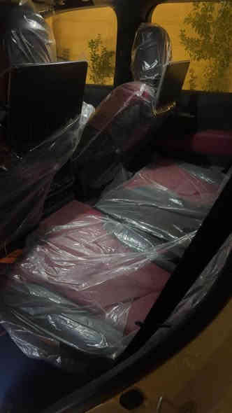 سلام عليكم لاندكروز موديل 2025 VX هايبرد فول مواصفات زيرو  كفاله عامه من كلشي تحويل ثاني يوم السعر 143مليون السيديه الاستفسار *********** بغداد
