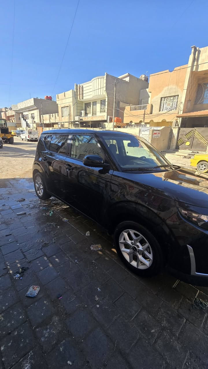 كيا سول 2024
ماشية 33 الف كيلو 
دخول جديد بأسمي حرة بدون رقم تترقم كل المحافظات عدا الاقليم
تبديل قطعتين فقط البنيد و الجاملغ الايسر و تعديل بارد براس الشاصي الايسر

مواصفات السيارة
-رادار امامي - خلفي
-رادار بالمري
-توقف ذاتي امامي
-توقف ذاتي خلفي
-شاشة دجيتال
-شاشة اعطال
-كاميرا خلفية دوارة
-تحديد مسار
-مثبت سرعه
- قيادة ذاتية
-اوتو ستارت ستوب
-شاشة جبيرة
-ابل كاربلي
-اندرويد اوتو
-دمامات امامية خلفية
-تحكم ستيرن
-محرك 2000 دوش
-انظمة قيادة

الموقع 
البلديات        
***********
