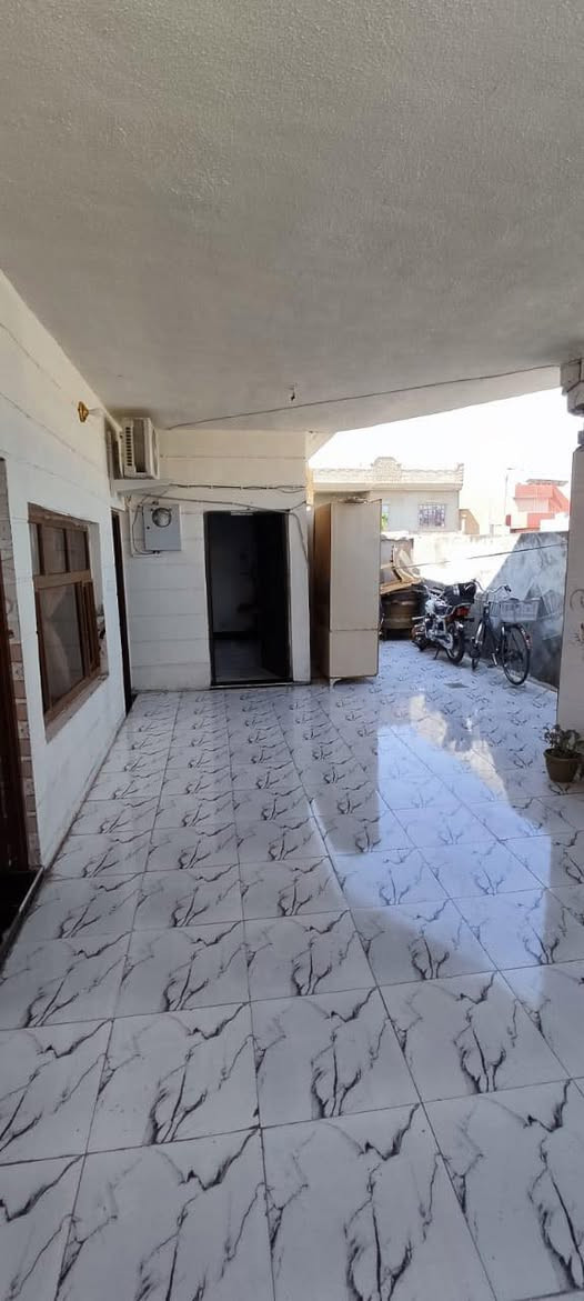 عرض بيت للبيع حي الثورة مجاور ثانوية ملتقئ العلوم ومقابيل مدرسة العراق. تفاصيل
مساحه 180 متر غرفتين وهول وربعه ومطبخ صحيات خارج داخل 

للاستفسار ***********
***********
