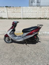 ماكس منغولي نضيفة وجاهزة بيع سريع وبسعر مناسب 475 قفل هذا رقمي 0774518...