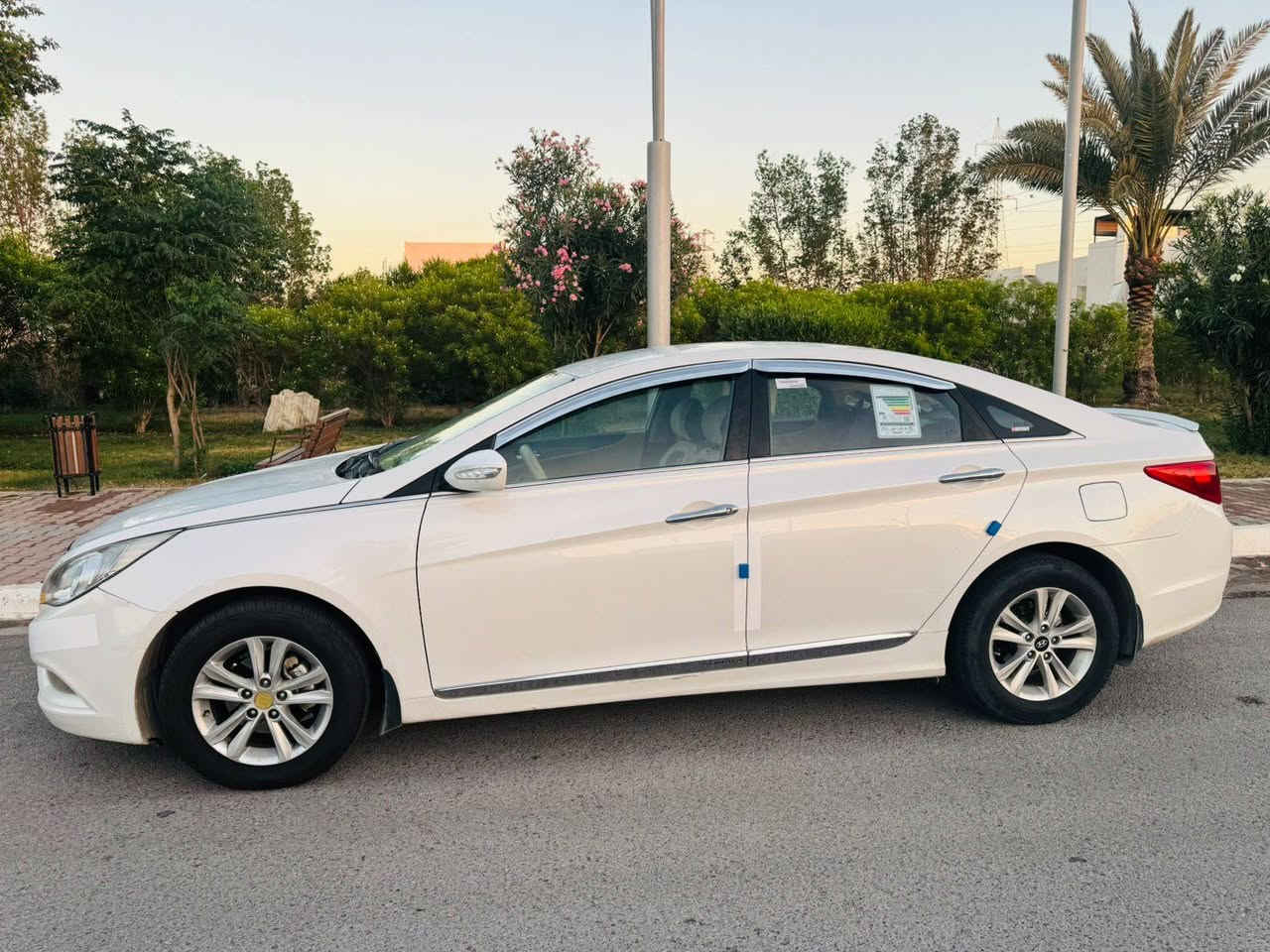 السلام عليكم 
سوناتا خليجي2011 ابيض كفاله عامه
السعر 116$
محرك 2400 دوش  بدون عيب
رقم صلاح الدين 26دولي تحويل مباشر 
كير محرك بدون عيب 
صدر جديد 
كهربائيات كلها شغاله
تبريد ثلج 
قطعتين تبريد 
تحكمات فول 
سياره ماتحتاج اي مصرف 
مكان السيارة تكريت 
للاتصال
***********
