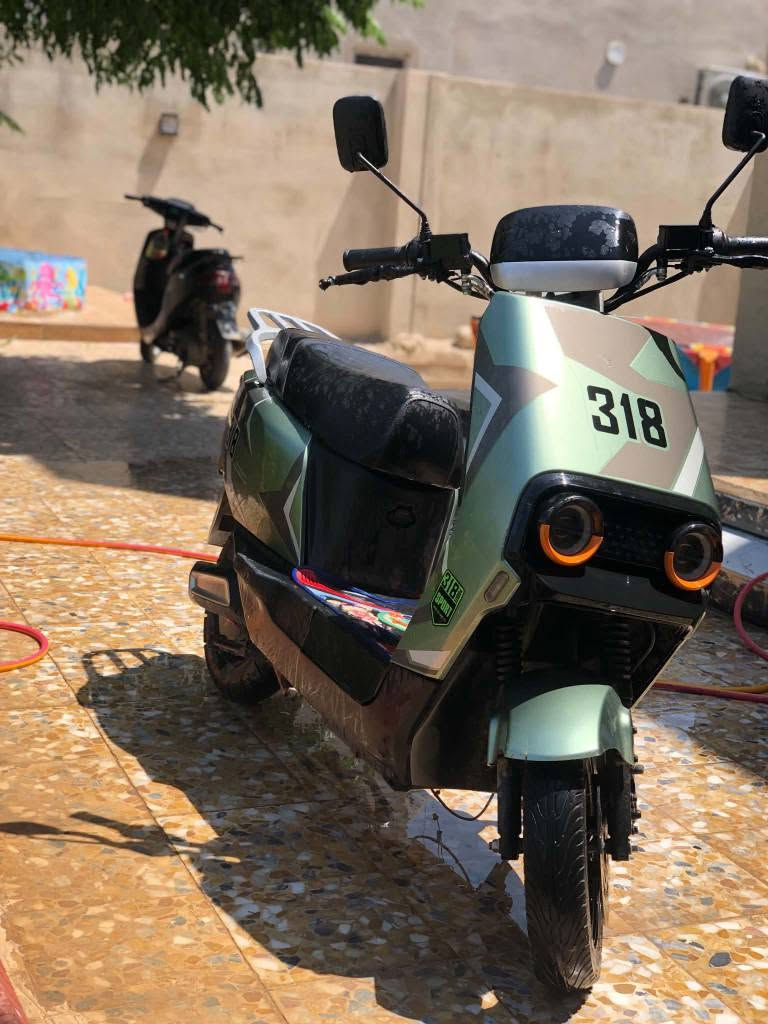 مأطور 318 لبيع مأطور نضيف بطاريات شرط ملف عقل شرط مأطور كلشي ما بيه يمشيك بل شحنه الوحده من 50  ***********60 كيلو السعر 625 الرقم
