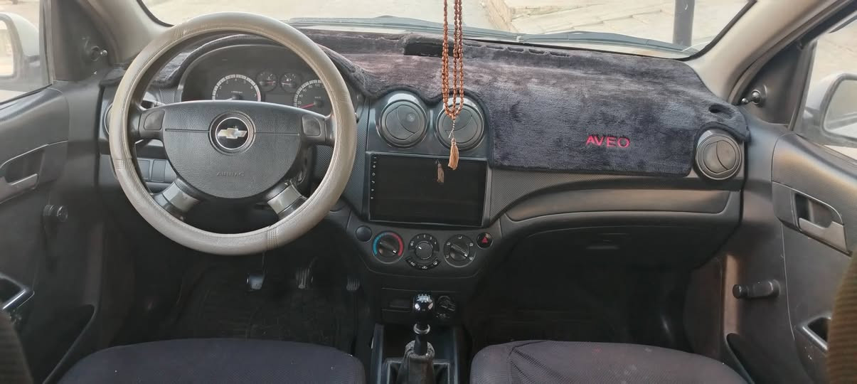 السلام عليكم 
للبيع فقط... 
افيو موديل 2010
رقم اربيل 
ضرر شبر بل بوند 
+ باب سائق مبدل 
+ جاملغ صبغ فقط بدون دواخل 
باقي السياره حاهزه من كلشي 
كير محرك شرط 
طخم شرط تبريد شغال فقط فقط صوت بل كمبريسر 
طخم تايرات جديد 
باتري جديد 
شرط التحويل وكاله بأسمي اني احولك 
كهربائيات كلها شغاله (وايرمنيه) شرط 
السياره بلادي 
قفل مركزي شغال 4 ابواب 
شاشه ايباد شغاله 
عليها غرامات تنزل من السعر 
السعرر 68 ورقة 
للاستفسار اسيا ***********
