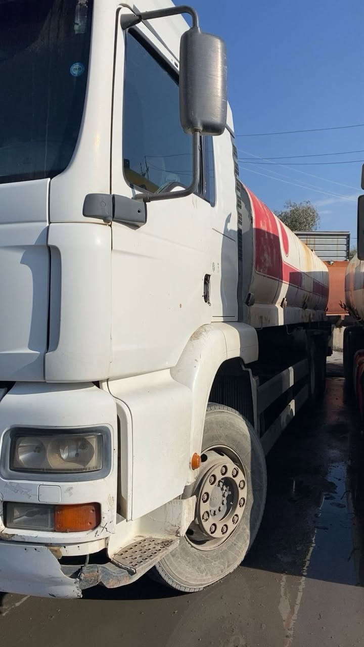 سيارة مكفلولة سنوية جديدة موديل 2003  ***********
