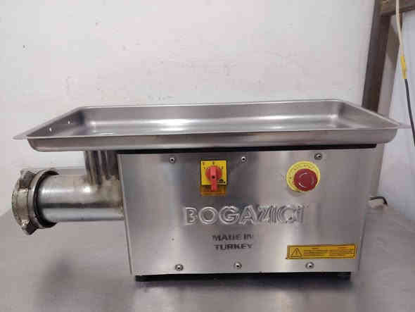 مكينه  للبيع حجم 32 نضيفة جداََ سعرهه 650 وبيهه مجال
للأتصال علئ الرقم ***********
