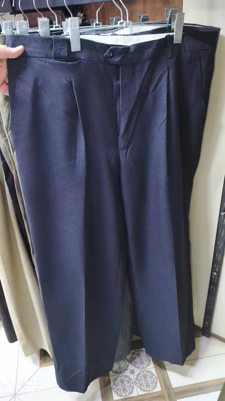 فقط 5 الف دينار ✅🔴🔴
كسر بطرون قماش قياسات كله موجودة من 28 لحد  46 😁 العنوان بالفديو 👇📍


**إذا كنت صاحب هذا الإعلان وتريد حذفه لأي سبب، رجاءا أرسل رسالة إلى الدعم الفني**