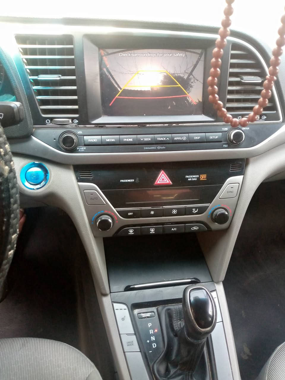 سلام عليكم
النترا 2017وارد امريكي
حادثها جاملغ خلفي وباب صندووق
مكينه كير حداديه خير من الله
رقم واسط نكليزي بسمنا
تحويل ثاني يوم 
سعر118وبيها مجال
شراي يتصل ***********
