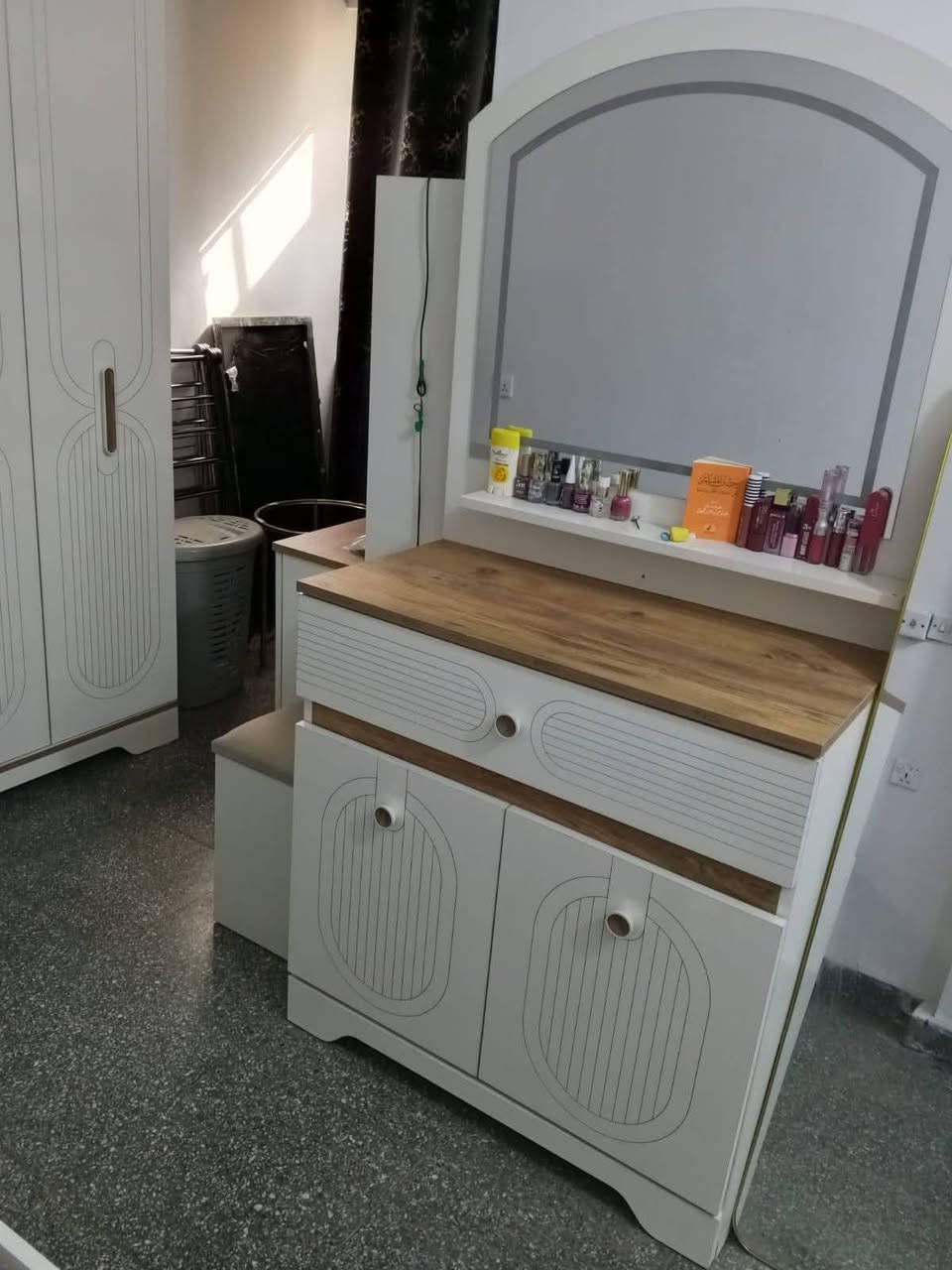 غرفتين وتخم للبيع حي الجهاد


**إذا كنت صاحب هذا الإعلان وتريد حذفه لأي سبب، رجاءا أرسل رسالة إلى الدعم الفني**
