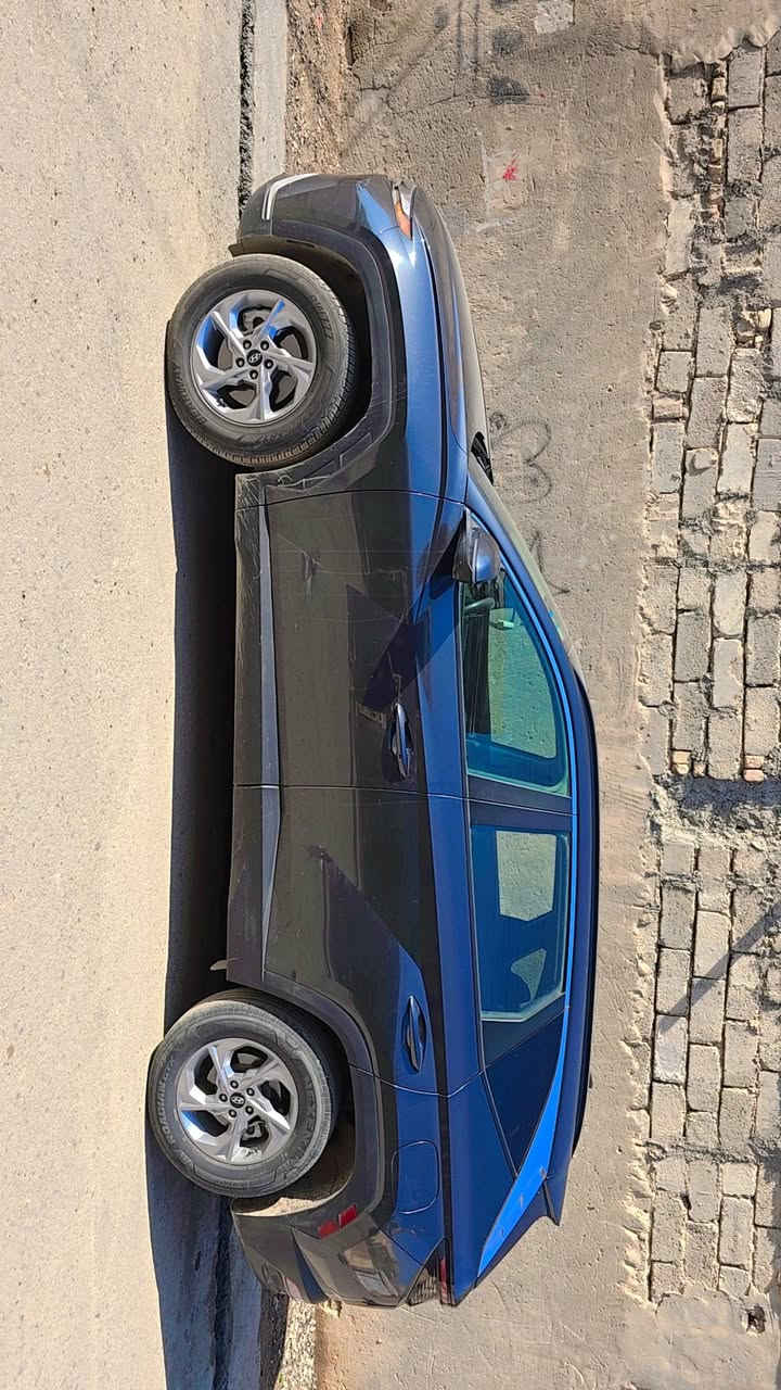 السلام عليكم توسان للبيع موديل ٢٢رقم بغداد ماشية ٨٠الف ضرر بل منشور سعر ١٦٨ورقة للستفسار ***********
