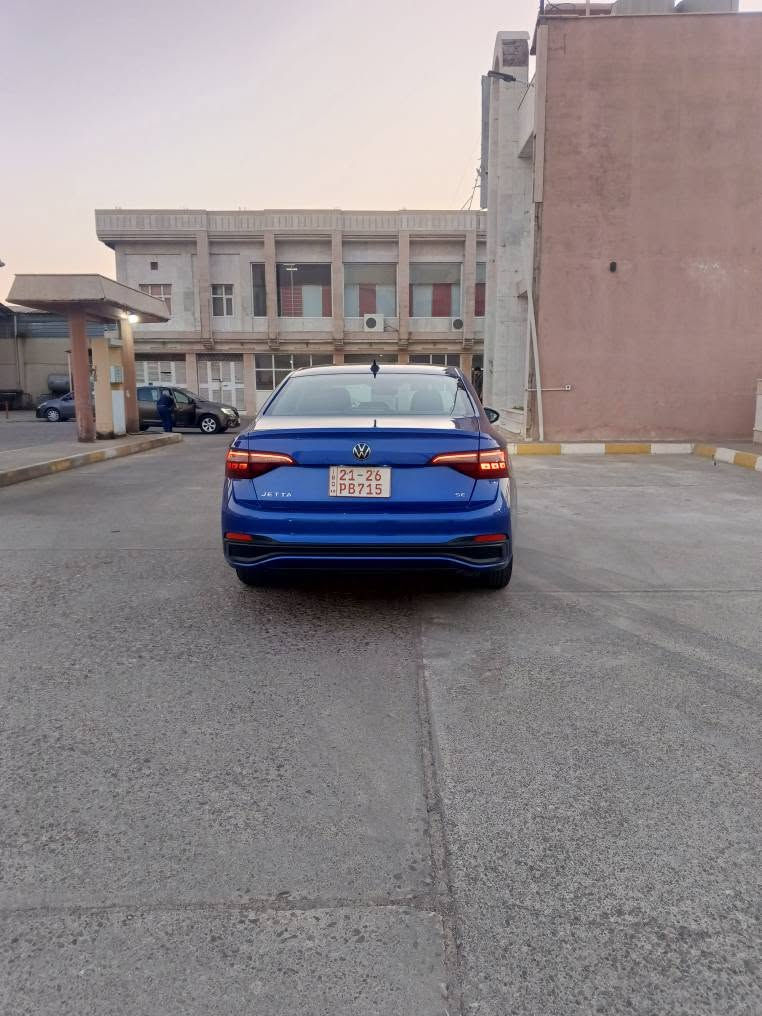 فوكس وراكن جيتا وارد امريكي 
موديل 2024
مواصفات 
بصمه 
شاشه كبيره 
كاميرا دوار 
رادار امامي 
رادار خلفي 
رادار جانبي 
حساسات 
تحديد سرعه 
تحديد خط مسار 
سياره جاملغ واحد صبخ 
بدون دواخل 
بدون ارباك 
سعرها 132 ومجال بسيط 
مكان سياره عقره 
تلفون *********** اكر, نينوى
