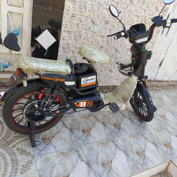 دراجه شحن حجم 20موديل 2024النضافه 99جيس الشركه بصمه اسويج قفل من بعيد السعر 400 وبيها مجال العنوان الشطره الفتاحيه ***********
