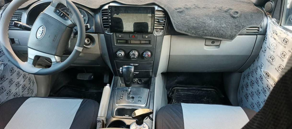 السلام عليكم
للبيع كيا سورنتو موديل 2008 لون رصاصي رقم بغداد الدولي باسمي تحويل مباشر هزة جديدة محرك 6V 3800 وارد أمريكي حادثها بين الباب والجاملغ الأيسر بيها صبغ كم قطعة ابيع حزام تدفئه شغالة كهربائيات كلهة شغالة طخم تاير نضيف دوشمة بلادية واني غلفتها جديدة السيارة حلوة ترايك وين ميعجبك بيها شاشة بلوتوث كامرة دوارة السعر 83 وبيها مجال حك الجية مكاني بغداد الرقم ***********
