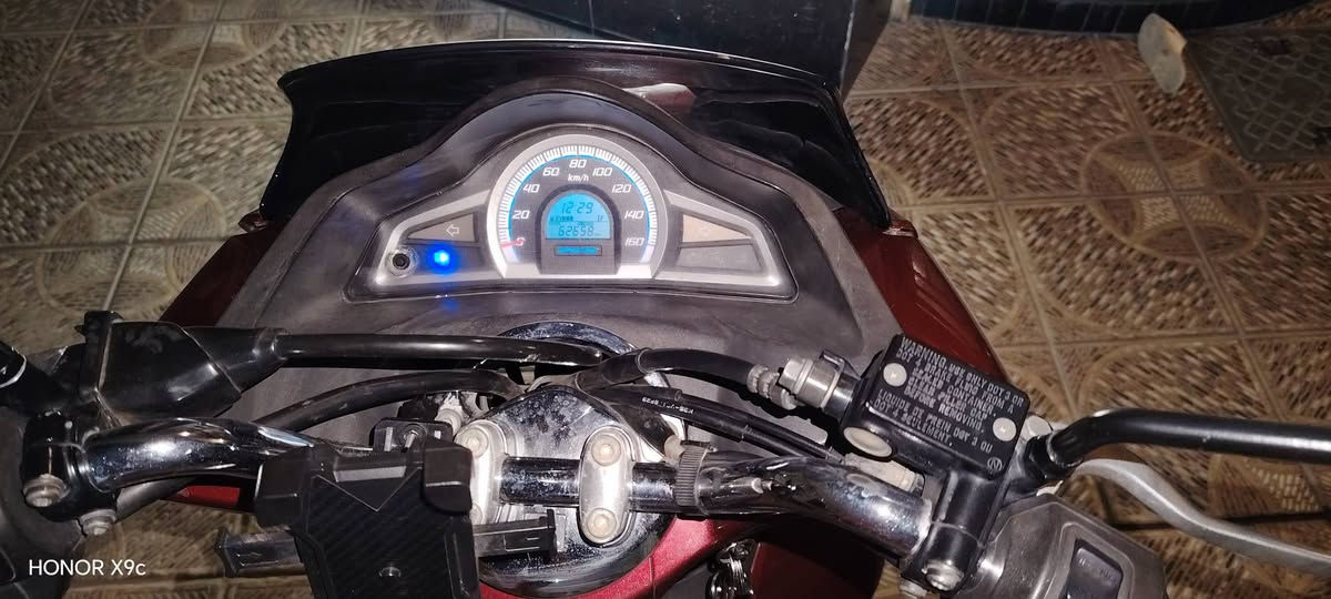 بي سي اكس جيل الثاني دراجه حيل نضيفه ياباني fJ نقص بس قبغ بانزين رايدها 13 ورقه مكاني بغداد شارع فلسطين حي المهندسين ***********
