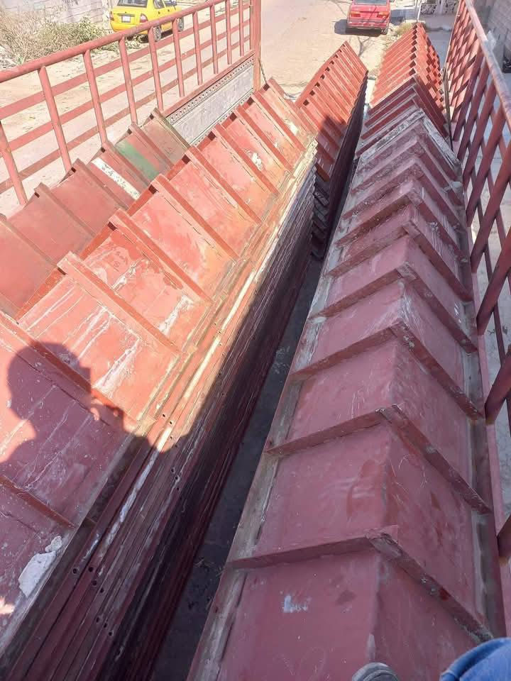 مكتب نجم عبد شطب لتأجير كافه معدات بناء جكات وسكلات كافه مقاولات العامه وفخات دنك مدور والمربع كافه قياسات والاحجام ***********
