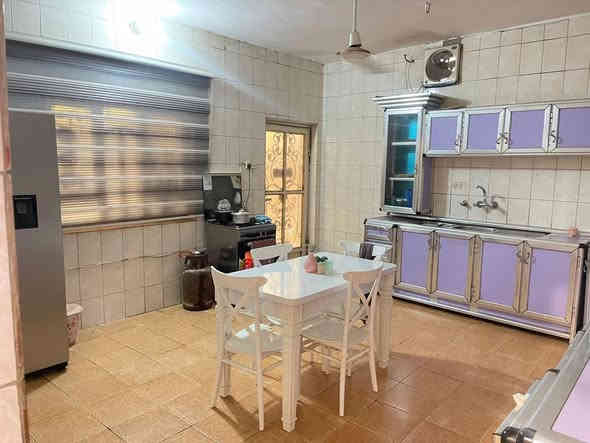 دار سكن طابو صرف في حي ( الزهراء ) 
بجانب بيت الخال ( هيثم مزهر فراس ) 
امام بيت الاستاذ ( علي شمال ) 
مساحة / ٣٢٠ م 
بناء طابوق - صب كونكريت -ماء - خدمات - كهرباء 
عرض الشارع ١٢ م 
غرفتين نوم + صحيات داخلية + خارجية 
( تحويل مباشر ) 
مع ( اثاث المطبخ )

للاستفسار مراجعة مكتب ( غيدان ) للعقار  
واسط - الزبيدية - مقابيل حي ( الصناعي ) 
***********
*********** محمد سيد غازي
