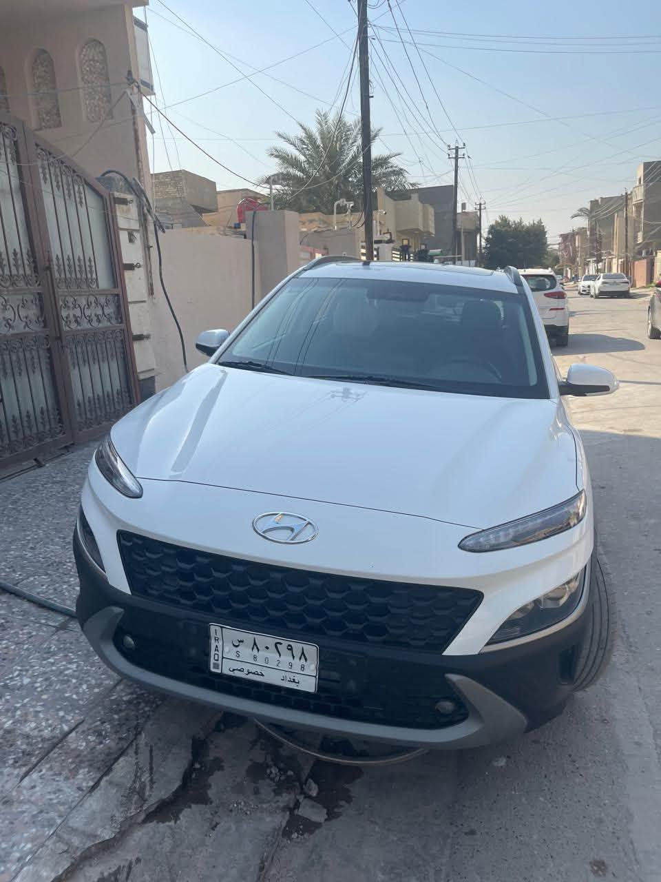 السلام عليكم
كونا 23 خليجي 
موصفات الخليجي معروفه شاشة كبيرة 
بصمه بصمه ترحيب ابواب فتحه سكف وبعد مواصفات معروفه بيها رصعه موضحه بالصور مكانها بغداد حي الجامعه رقم باسمي تحويل ثاني يوم للاستفسار ***********
