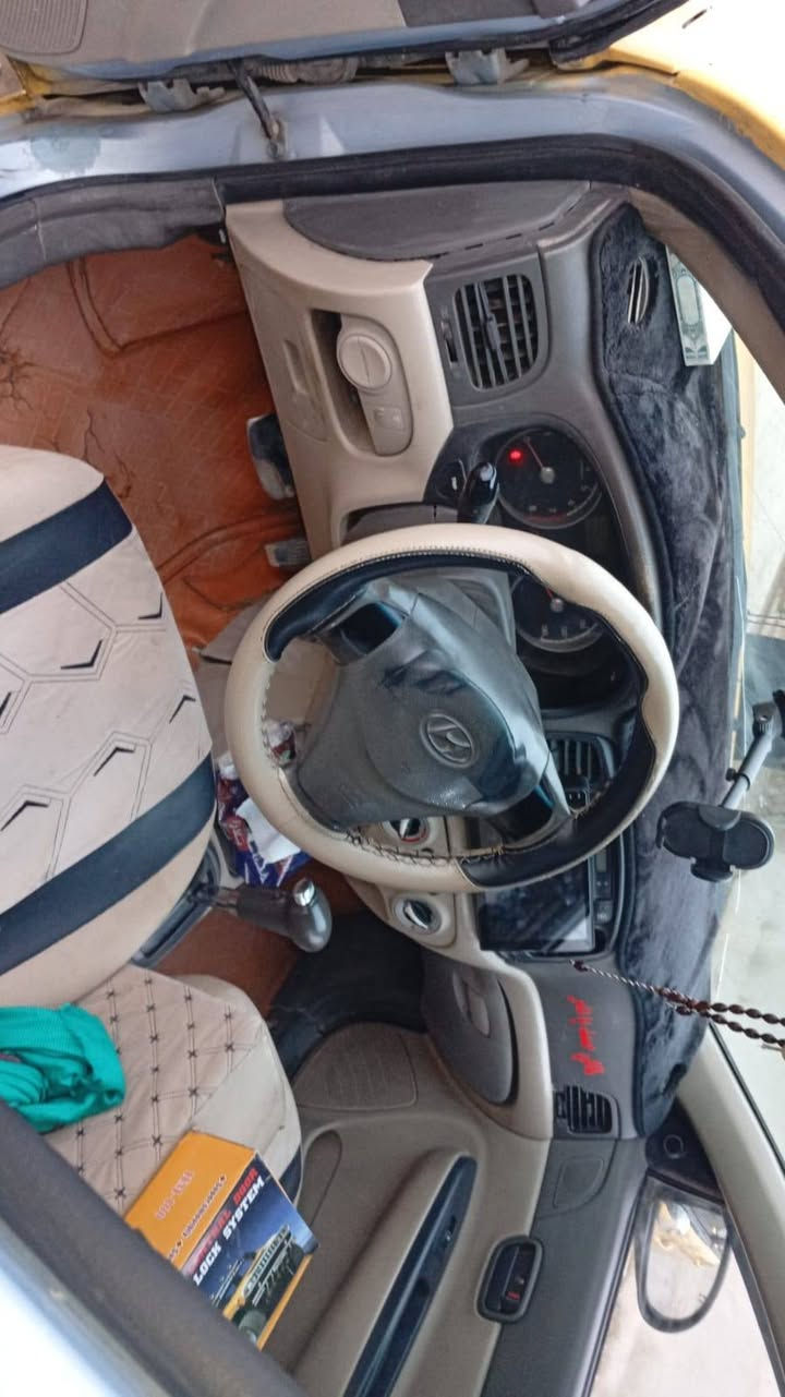 كسن دبدوب ٢٠١١ فول موصفات تبريد شغال تدفيا كربون بنزين الشرعي بحي التنك *********** *********** غير متواجد علا الفيس
