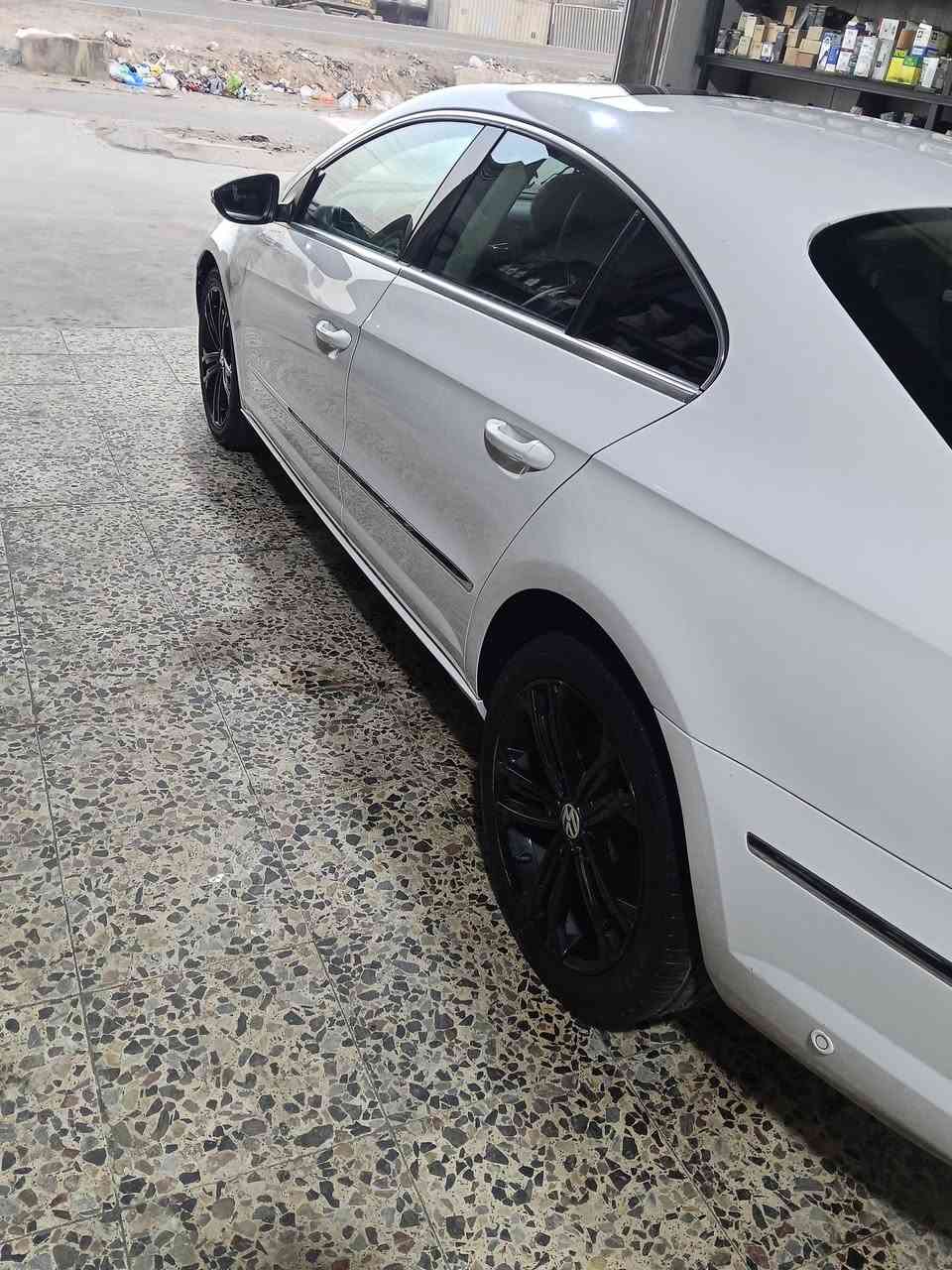 فولكس واكن باسات سي سي محرك 2000 تيربو خلجيه فول مواصفات اقل قطعه صبغ رقم اربيل دولي كير 6 نمر كشنات كهرباء جلد منفصل اشاير مري + ترحيب رادارات هوايه مواصفات عنوانهه بغداد *********** السعر 93 وبي مجال سياره نضيفه بدون اي نقص كلهه على بلاد
