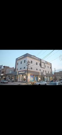 ركن ٣ شوارع • مصعد كهربائي • مكاتب اطباء