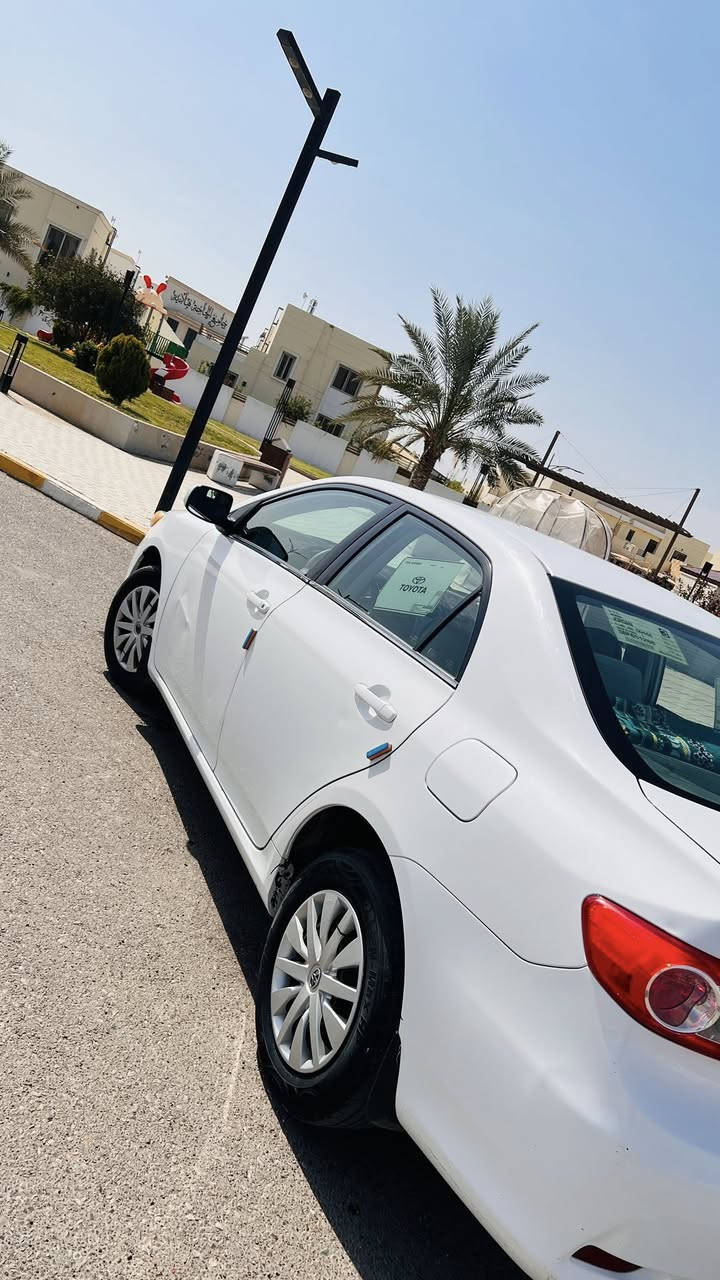 السلام عليكم 
تيوتا كورلا ٢٠١١
كفاله عامه 
بيه بارد بل باب شبر 
جاهزه عل اخر حبايه 
ماشيه ٢٤
كير ومحرم شرط 
وصدر وتايرات  جدايد 
الستفسار ***********
